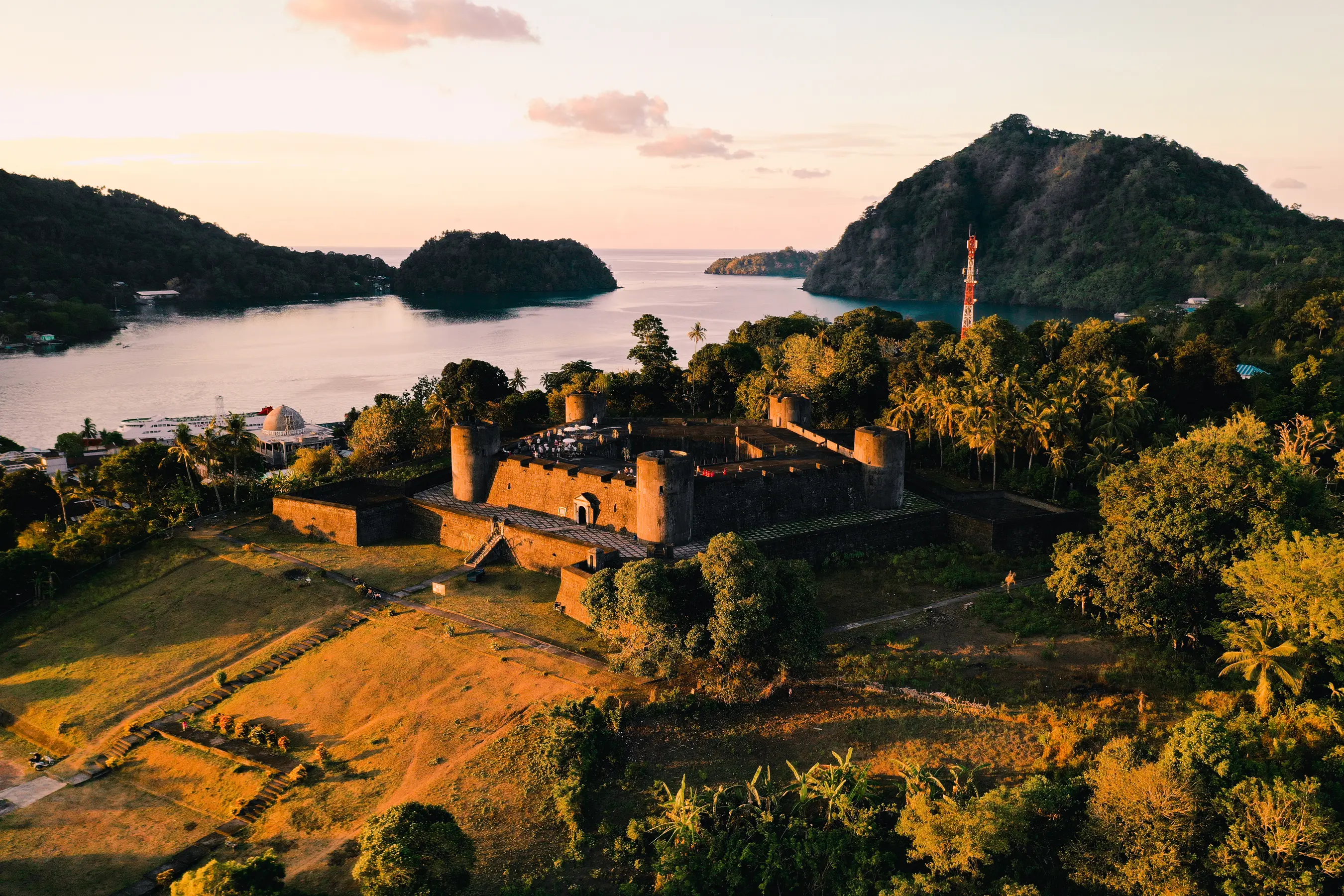 Spice Islands & Asmat Tribe Expedition
