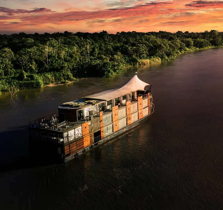 Navio Aria Amazon da Aqua Expeditions
