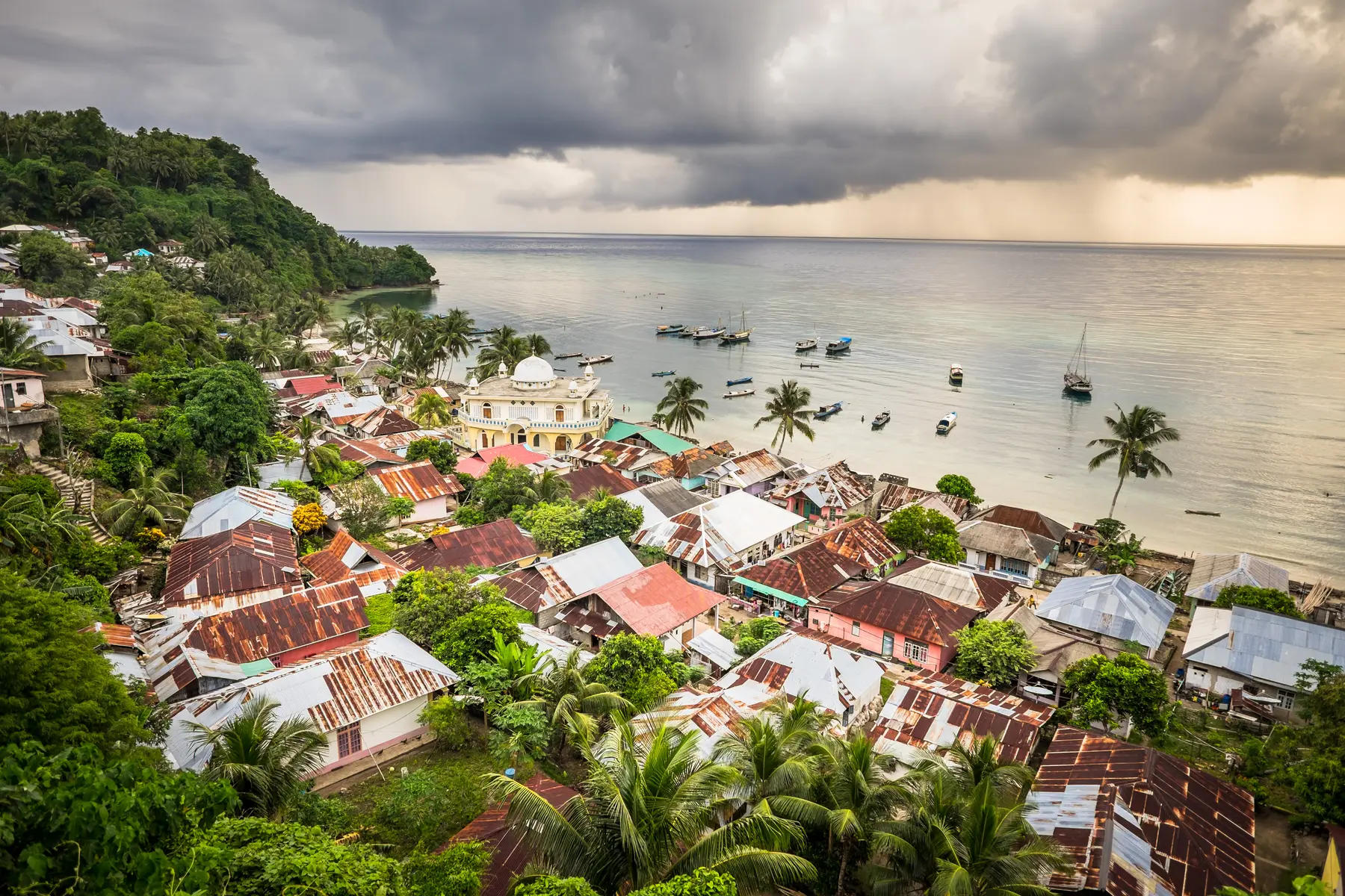 Ambon & Spice Islands Luxury Cruise | Aqua Expeditions